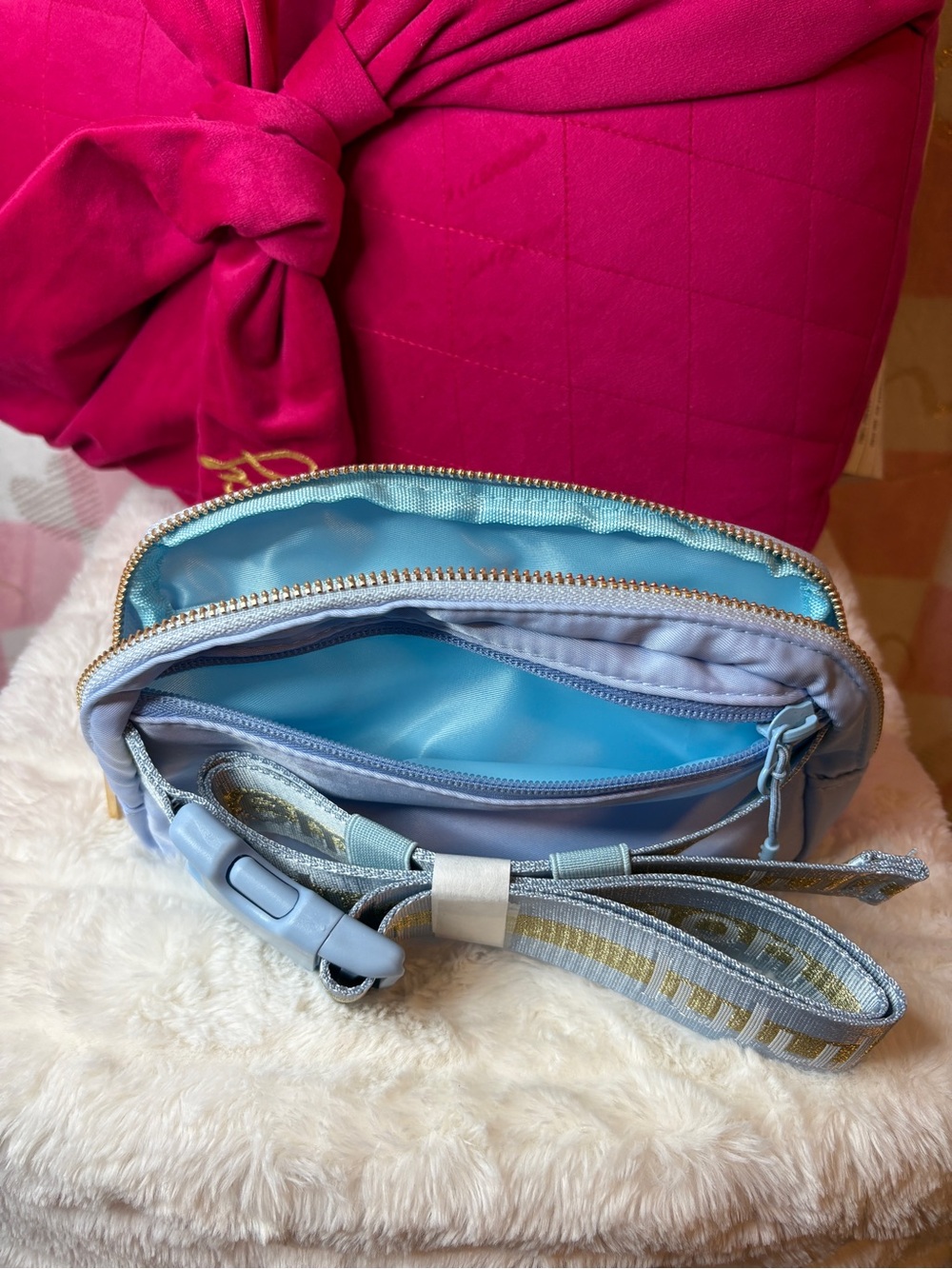 Lululemon Light Blue belt bag - Picture 3 of 3